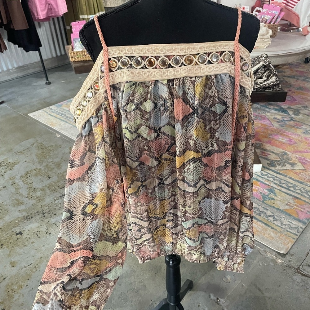 Beautiful Boho-Style Off-the-Shoulder top by Casting (Made in France), size med.